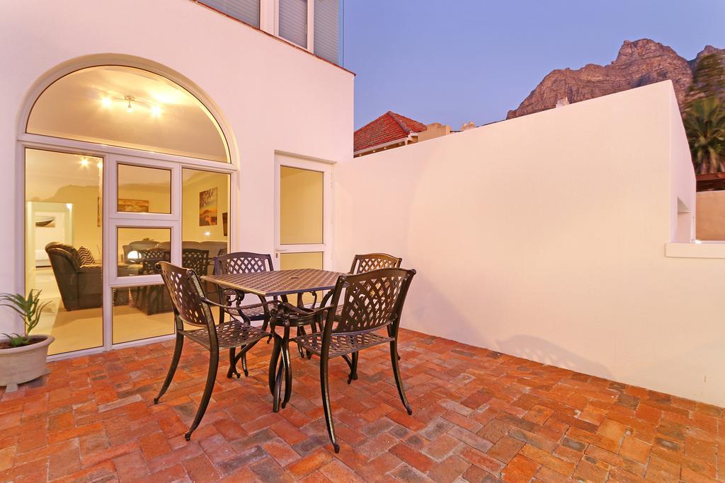 Camps Bay Beach Apartment Kapstaden Eksteriør billede